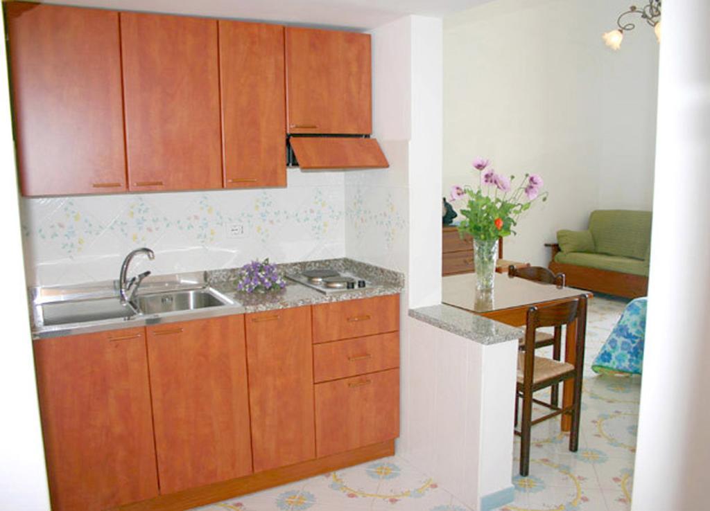Ludovica Apartment Type B Positano Bilik gambar